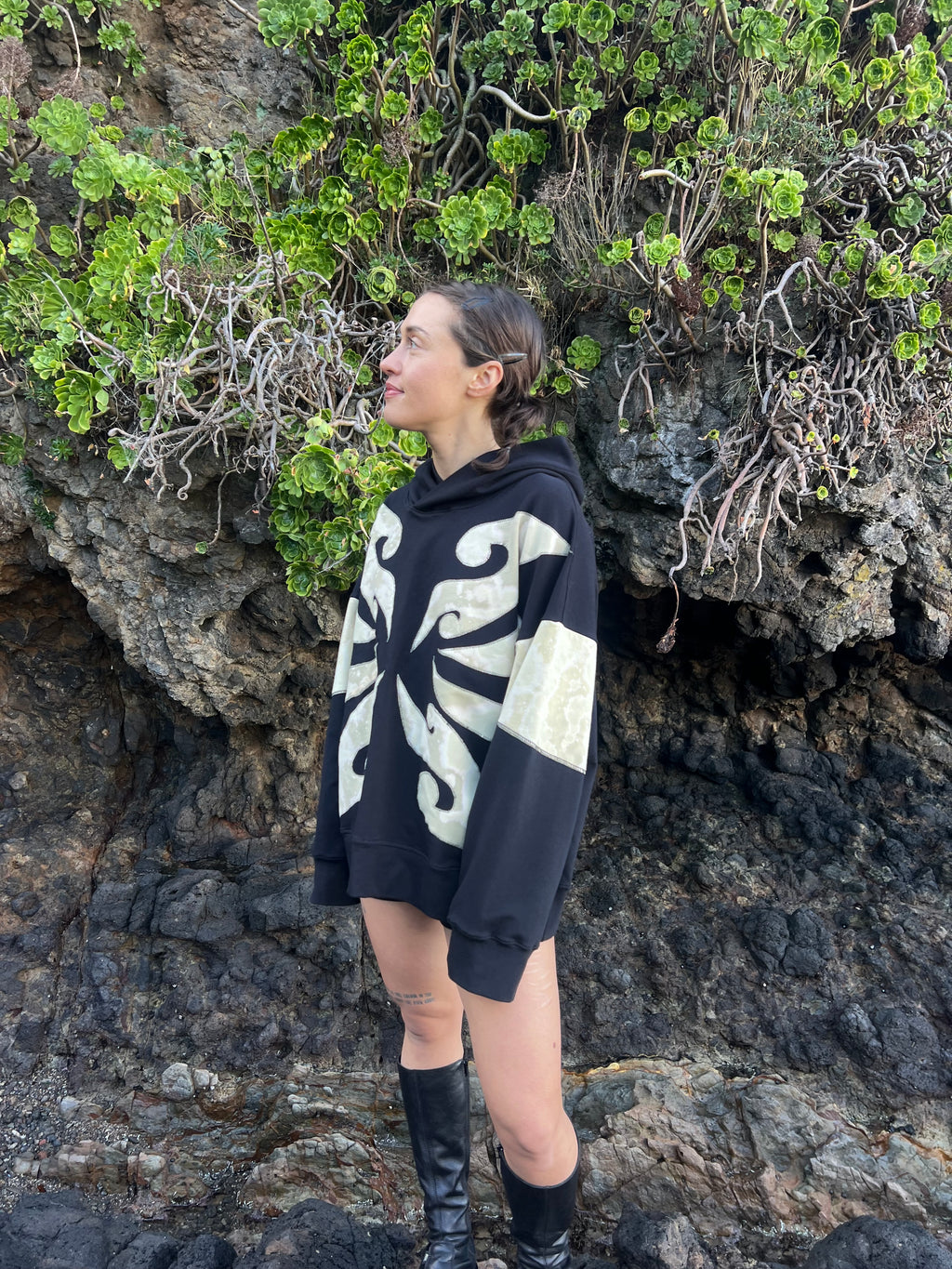 ⟡ Pūriri moth hood / moss ⟡
